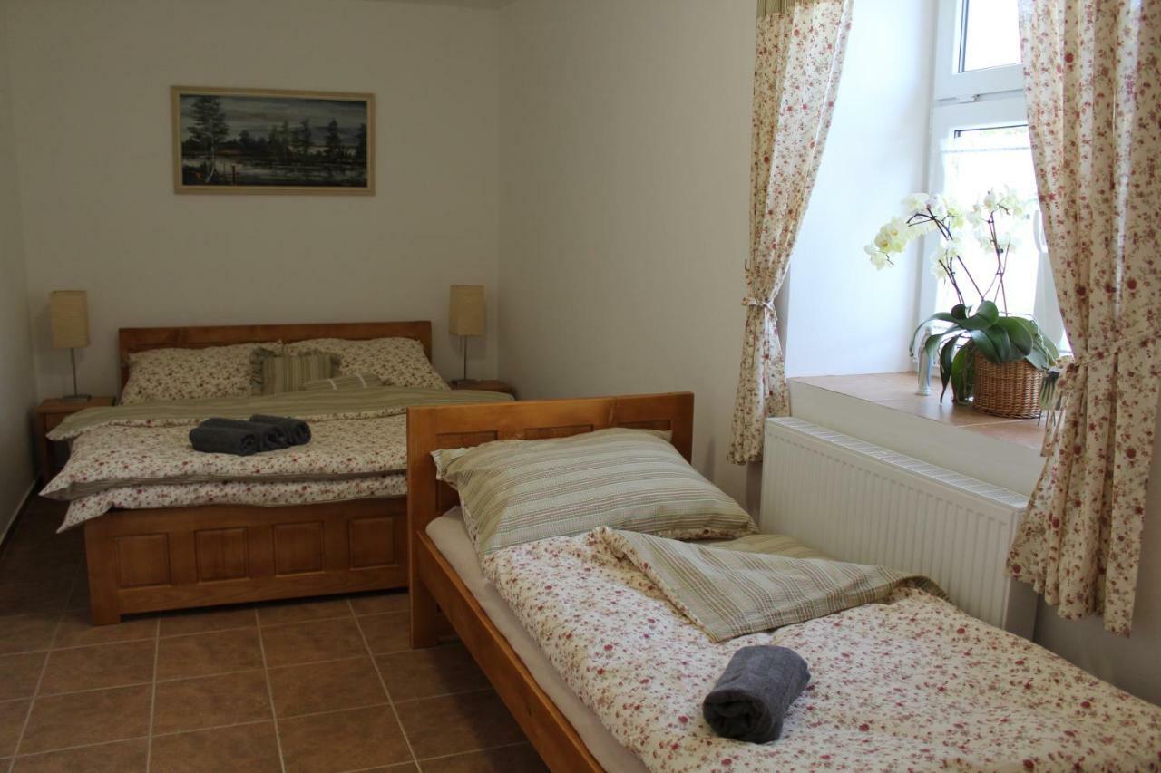 Ubytovani Ve Stodole Stráž nad Nežárkou Exterior foto